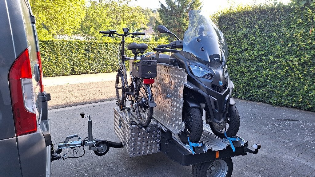 Scooter/motor trailer, Motos, Enlèvement, Comme neuf