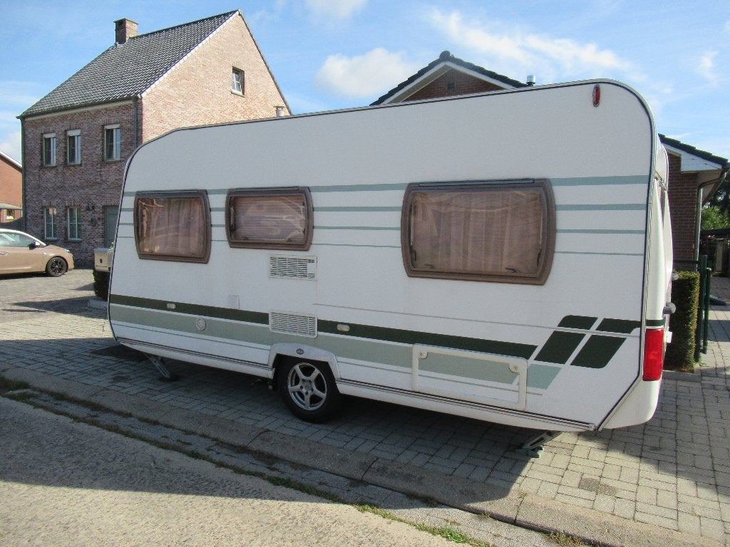 CHATEAU CANTARA 450, Chateau, Rondzit, Vast bed, Particulier