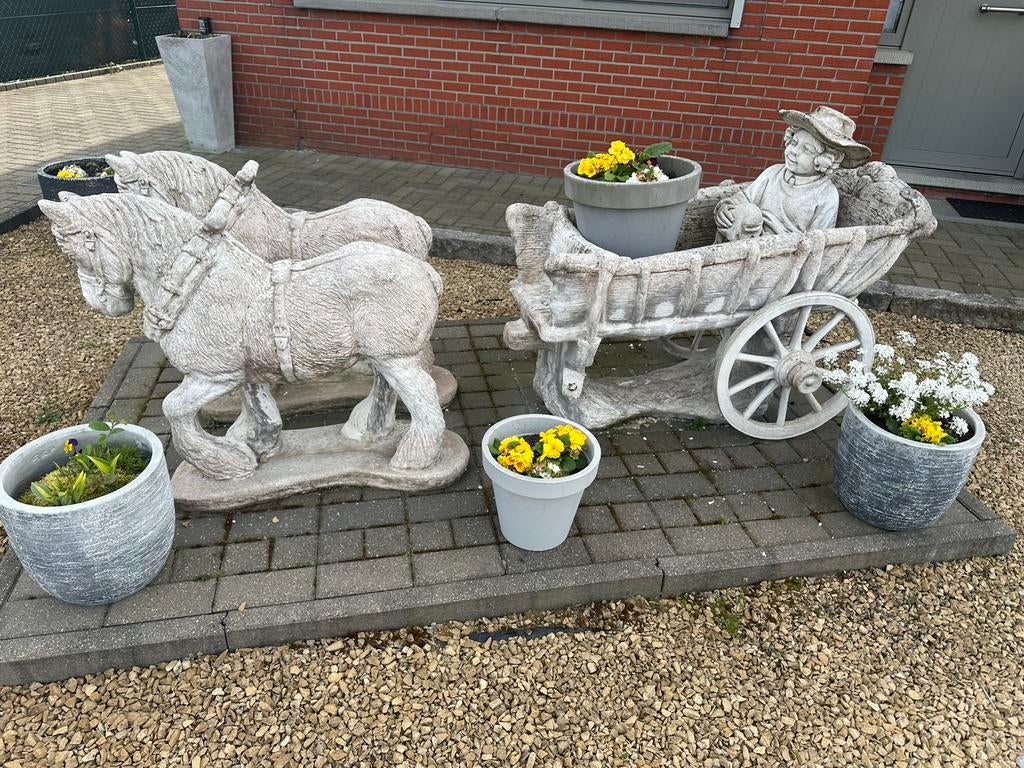 Beeld paard kar met schade wel, Tuin en Terras, Ophalen, Zo goed als nieuw