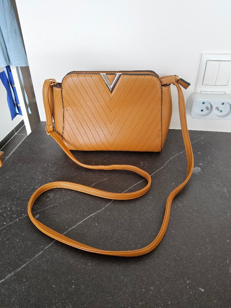 Handtas leer, Handtassen en Accessoires, Ophalen, Zo goed als nieuw, Oranje, Handtas