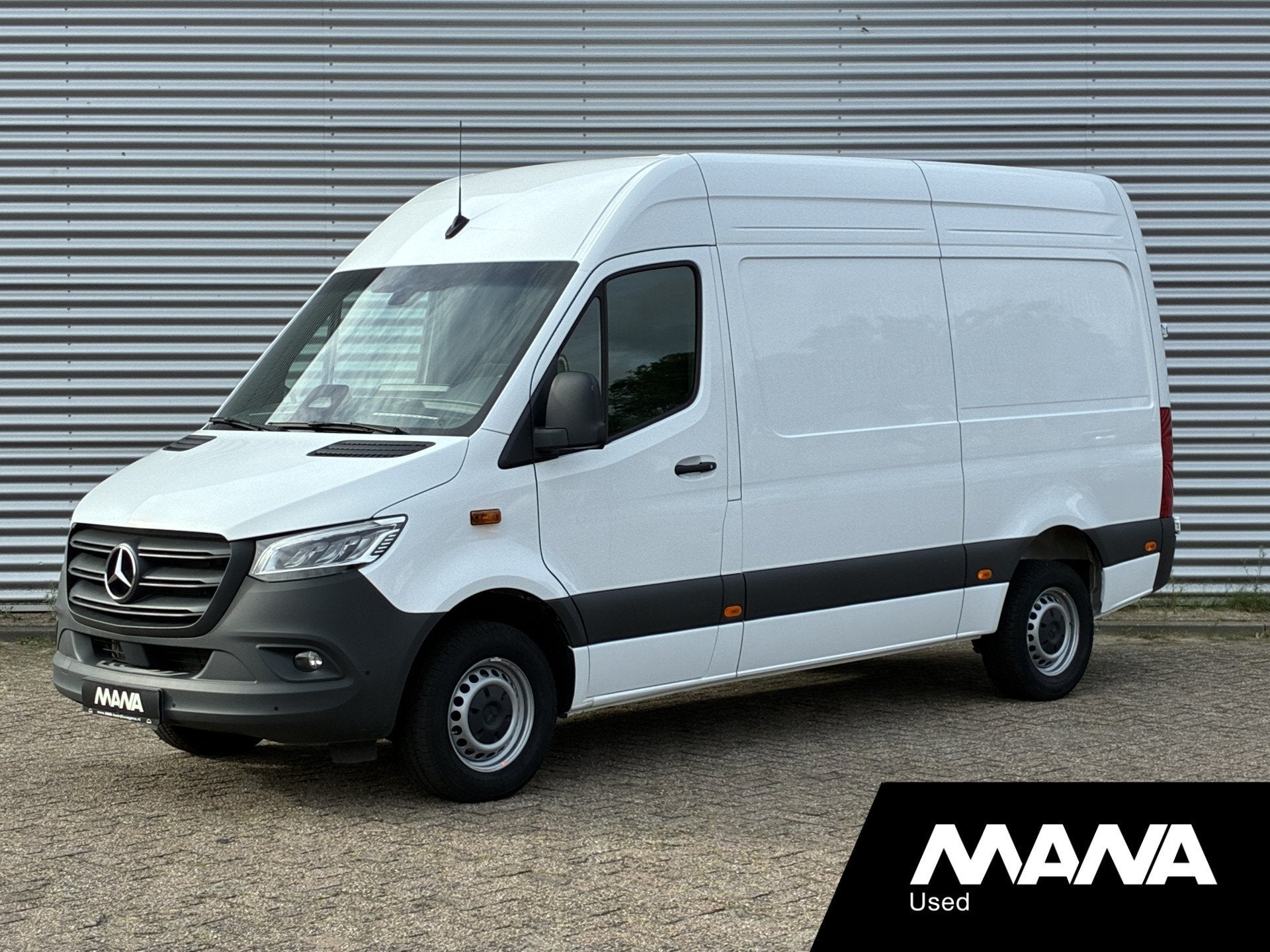 Mercedes-Benz Sprinter 317 1.9 CDI 170pk L2H2 RWD LED Faceli, Entreprise, Diesel, Automatique, Tissu