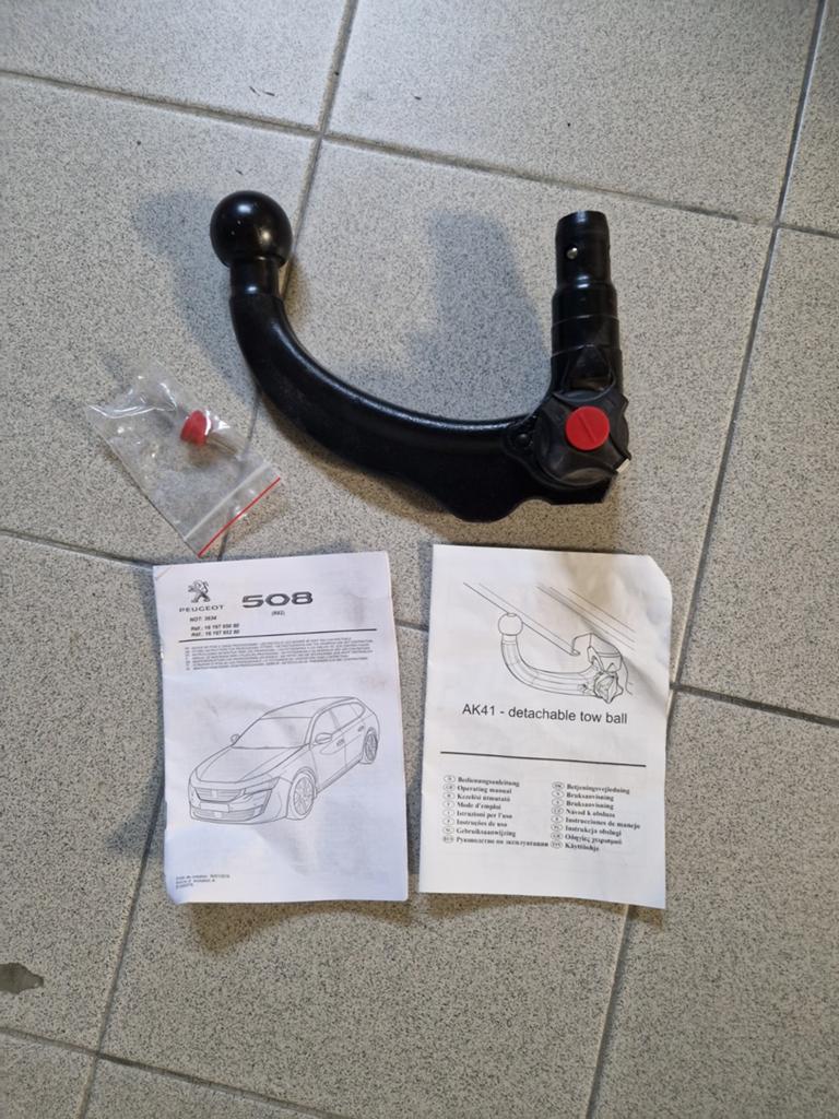 Afneembare trekhaak Peugeot 508, Ophalen