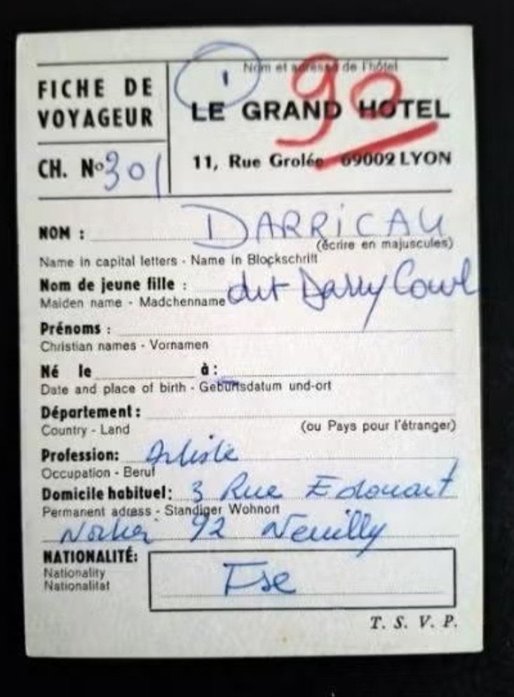 Rare autographe signé DARRICAU alias Darry Cowl, Collections, Musique, Artistes & Célébrités, Enlèvement ou Envoi, Utilisé, Signé