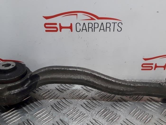 Bras de suspension avant gauche d'un Mercedes C-Klasse, 3 mois de garantie, Utilisé, -, -