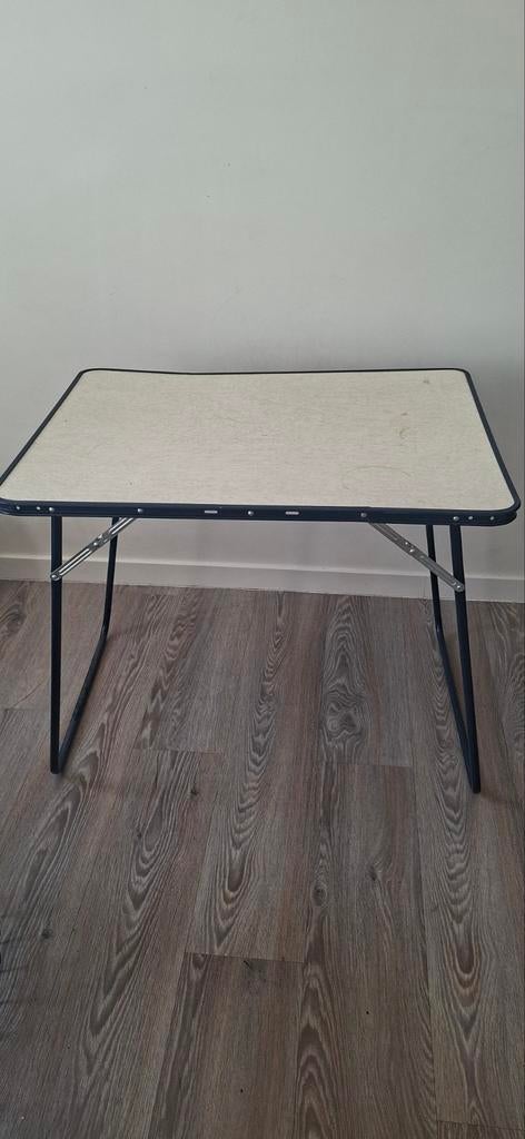 Lot Mobilier de Camping/Appoint - Table pliante + Étagère, Enlèvement