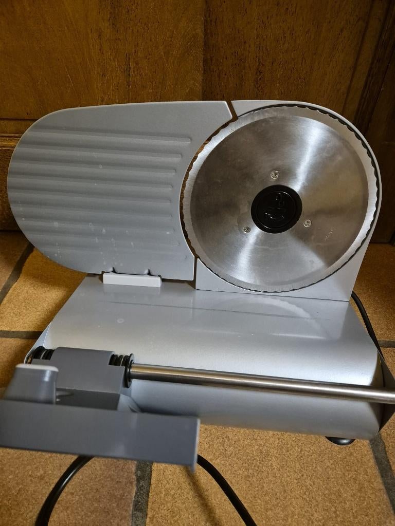 Trancheuse/Slicer DOMO DO521S, Enlèvement, Utilisé, Boulangerie et Boucherie