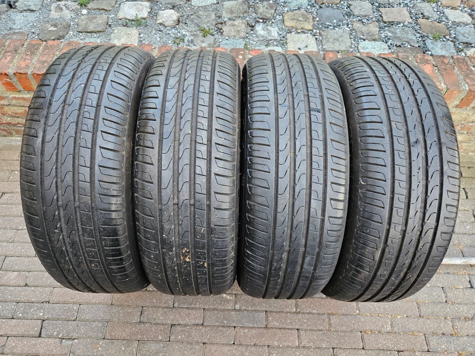 4 pneus d'été Pirelli 205/55 R17 91W 7mm, Enlèvement ou Envoi, Véhicule de tourisme, Pneus été, 205 mm