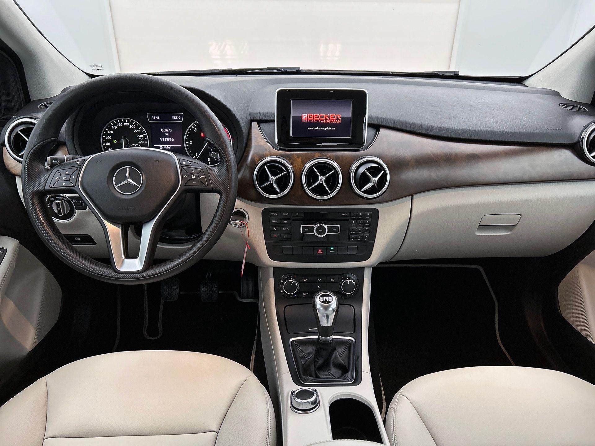 Mercedes-Benz B-Klasse 180 CDI, Auto's, Voorwielaandrijving, Euro 5, 5 deurs, Zilver of Grijs