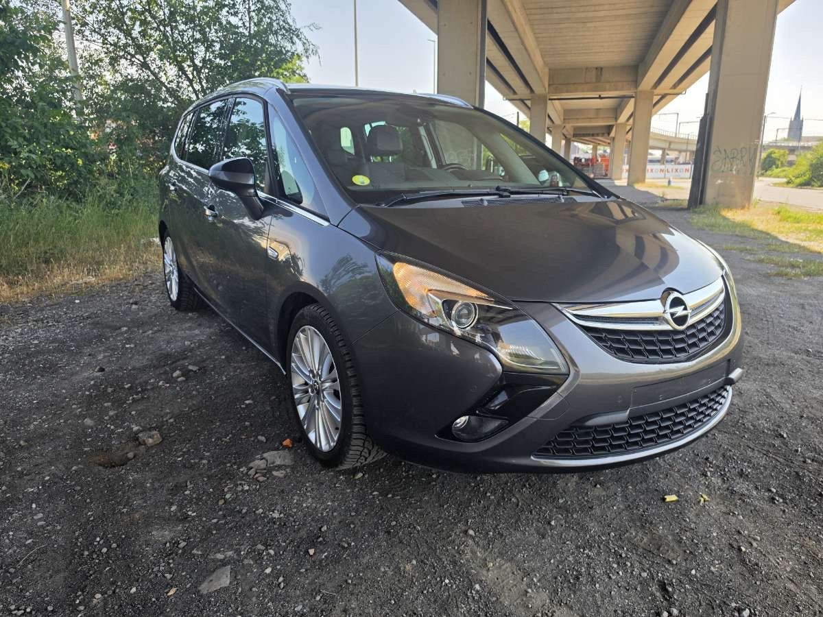 Opel zafira tourer 7 PLACES prete a immatriculer garantiz, Autos, Bluetooth, Achat, Entreprise, Carnet d'entretien