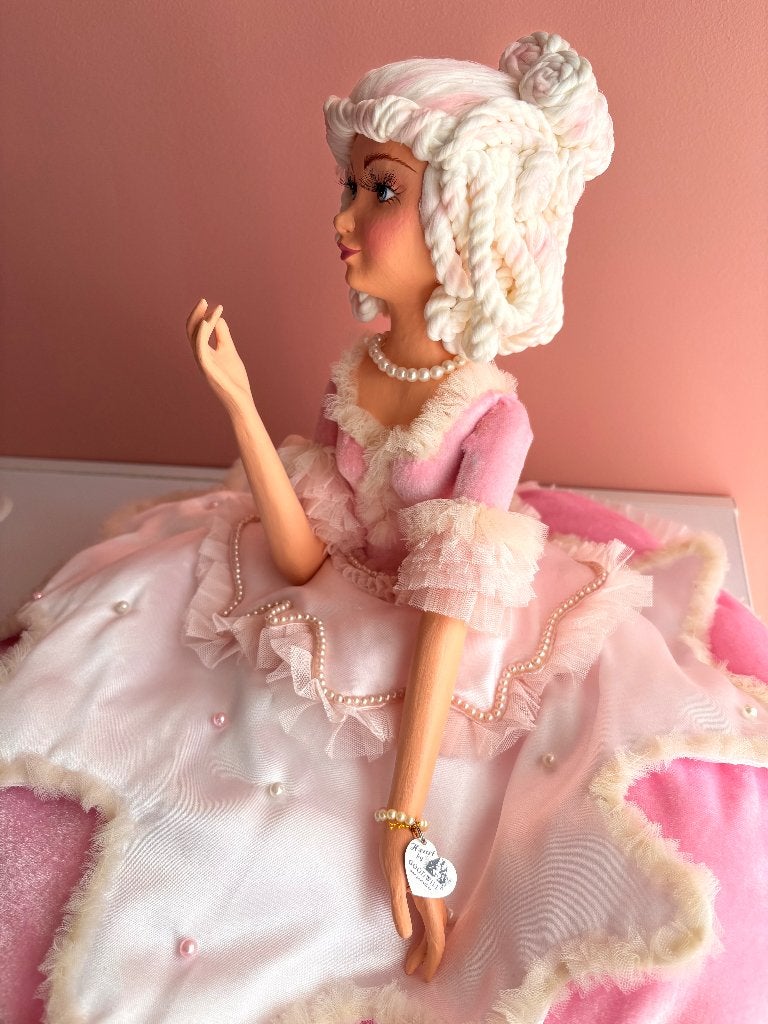 poupée décorative, Enlèvement, Comme neuf, Poupée