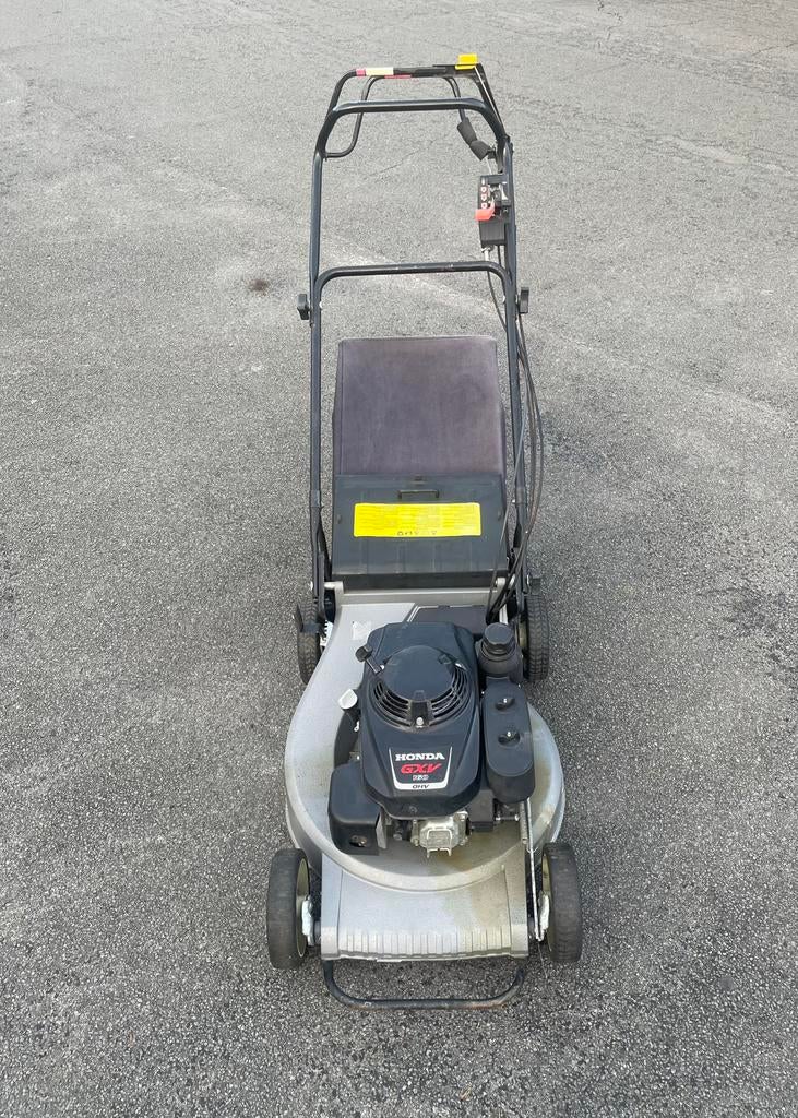 Grasmaaier Honda met 3 versnellingen, Ophalen, Zo goed als nieuw, Versnellingen