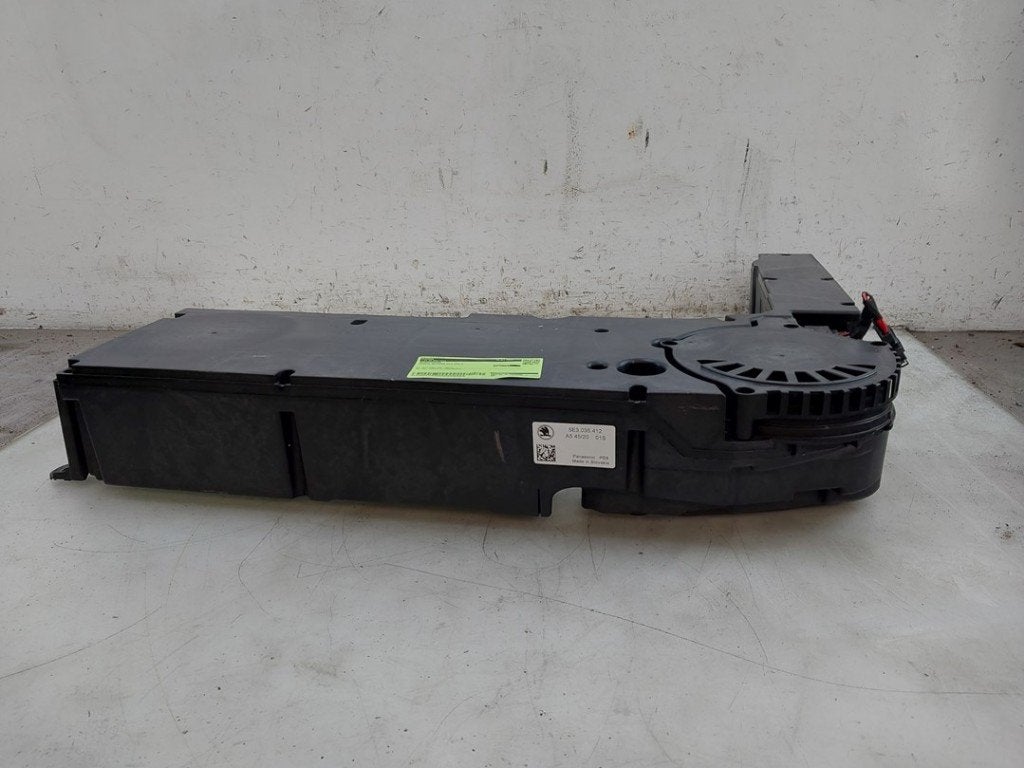 SUBWOOFER Skoda Superb Combi (3V5) (|5E3035412|), Utilisé, Info@skoda-auto.de, Skoda, Max-Planck-Straße  3-5
64331  Weiterstadt, DE