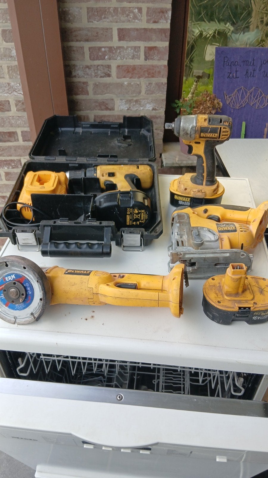 dewalt, Bricolage & Construction, Enlèvement, DeWalt