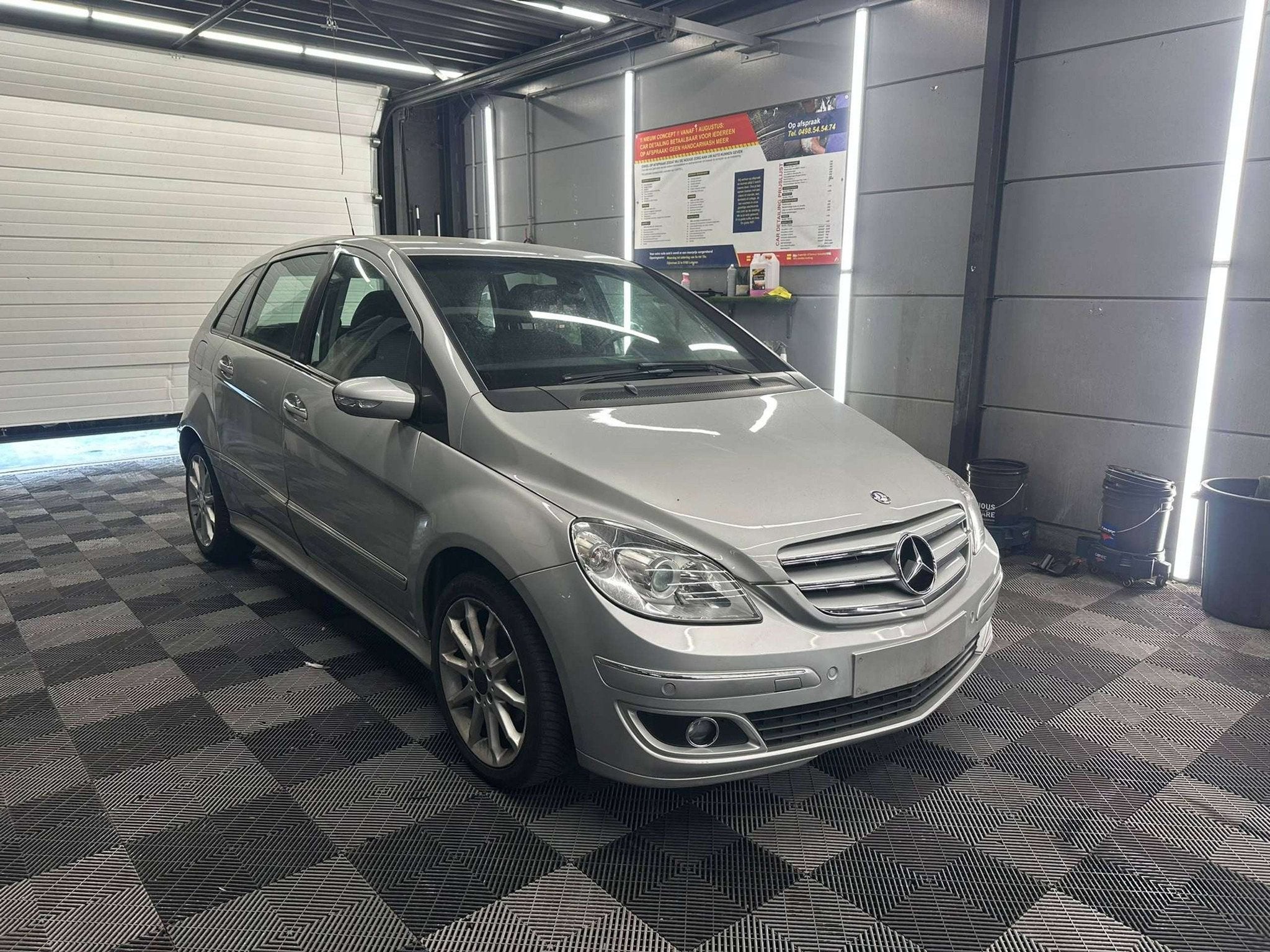 Mercedes-Benz B-Klasse B170 1.7 benzine bj2008 eur4 136346km, Autos, Argent ou Gris, Achat, Entreprise, Carnet d'entretien