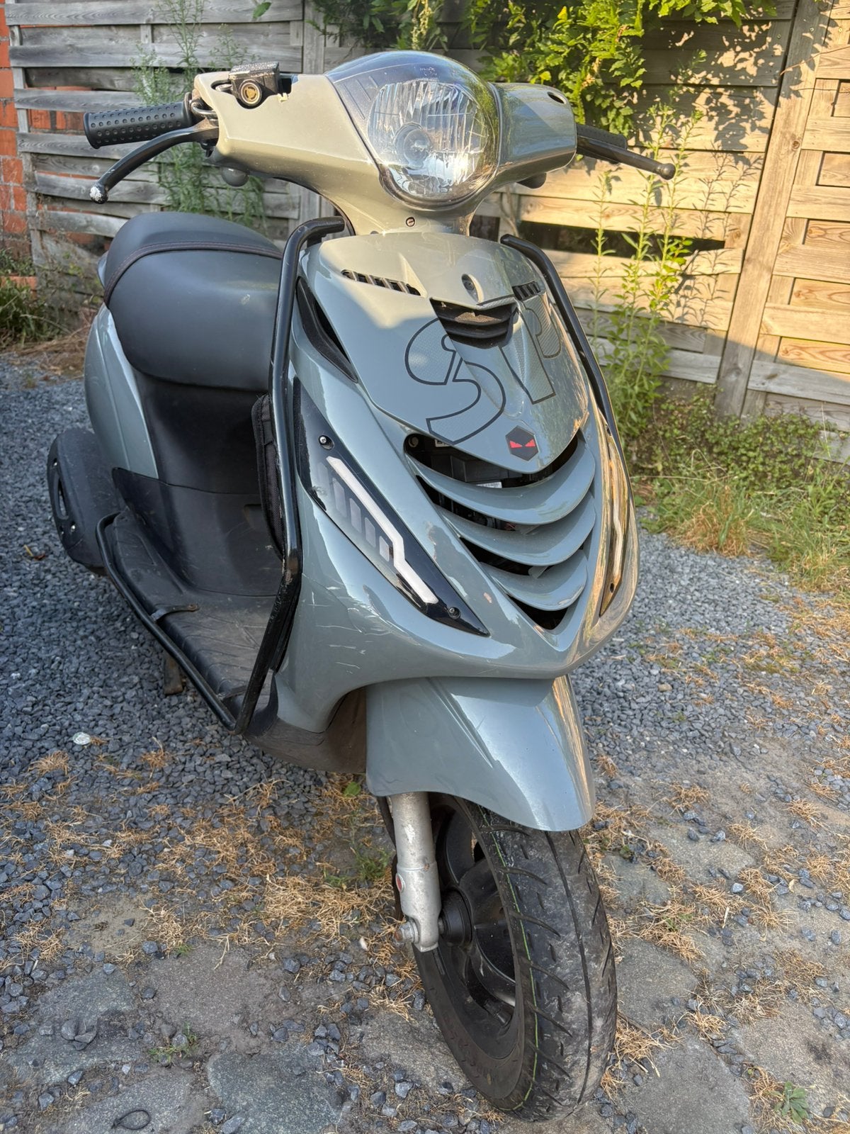 Piaggio zip 4t iget, Fietsen en Brommers, Scooters | Piaggio, Gebruikt, Zip, Klasse B (45 km/u), Benzine, Ophalen