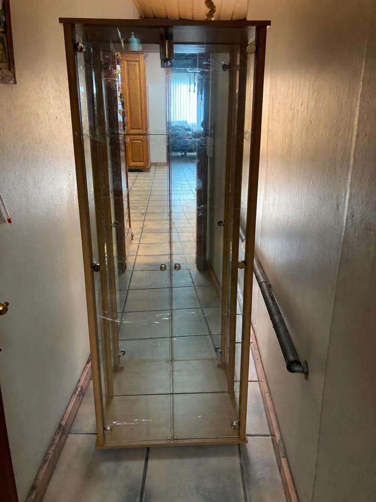 Vitrinekast, Huis en Inrichting, Ophalen, Gebruikt