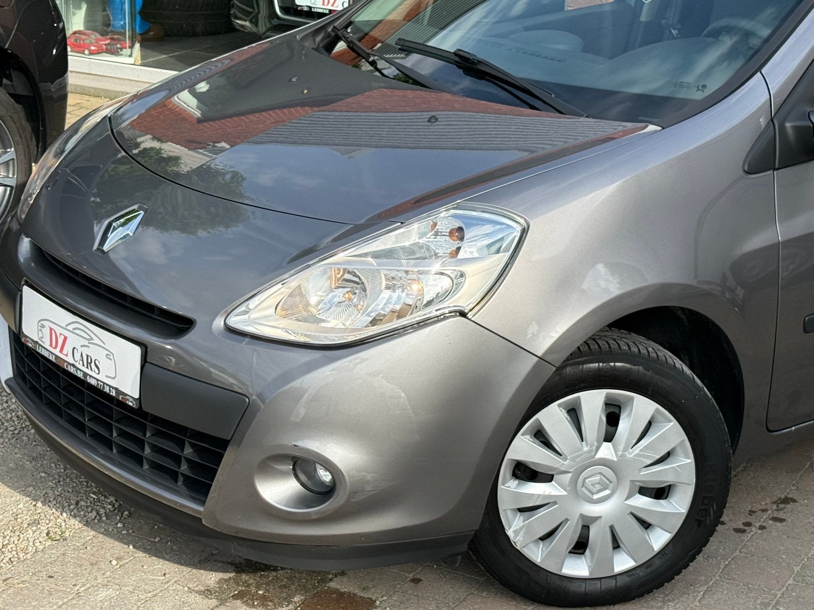 RENAULT CLIO 1.5DCI 86CH |CLIME | RADIO CD|1ER PROPRIÉTAIRE, Autos, Renault, Argent ou Gris, Achat, 63 kW, Entreprise