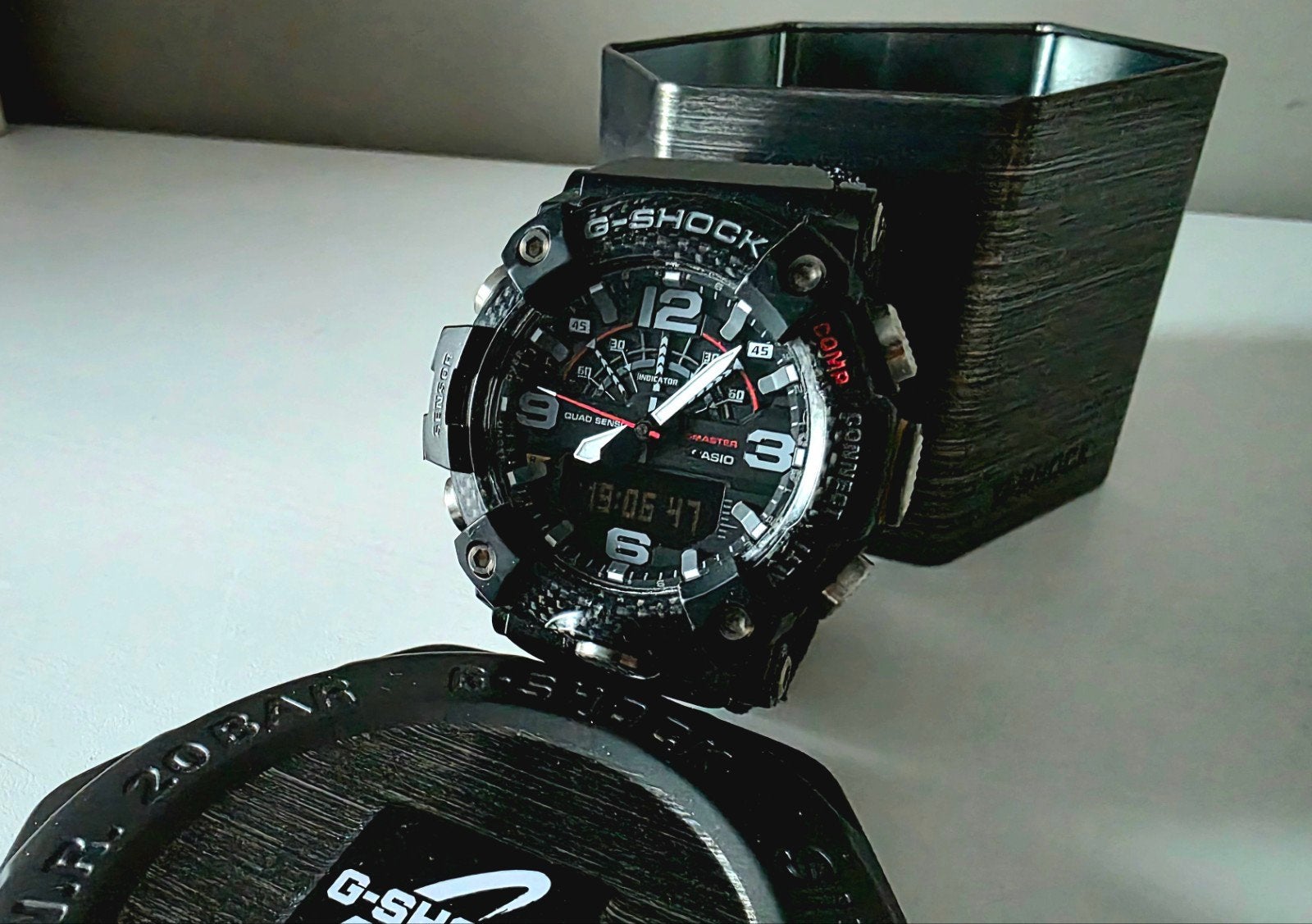 Casio Mudmaster GG-B100-1AER Carbon + Mod bracelet Jays&Kays, Montre-bracelet, Casio, Enlèvement ou Envoi, Comme neuf