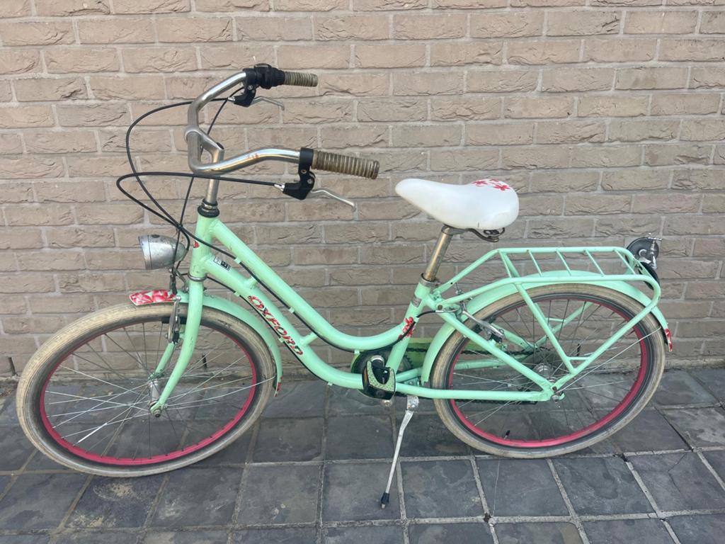 Meisjesfiets 24inch, Ophalen, Zo goed als nieuw