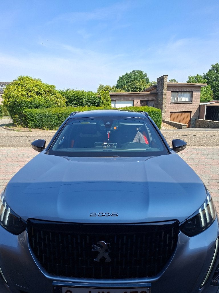 Peugeot 2008, Argent ou Gris, Achat, Attache-remorque, Noir