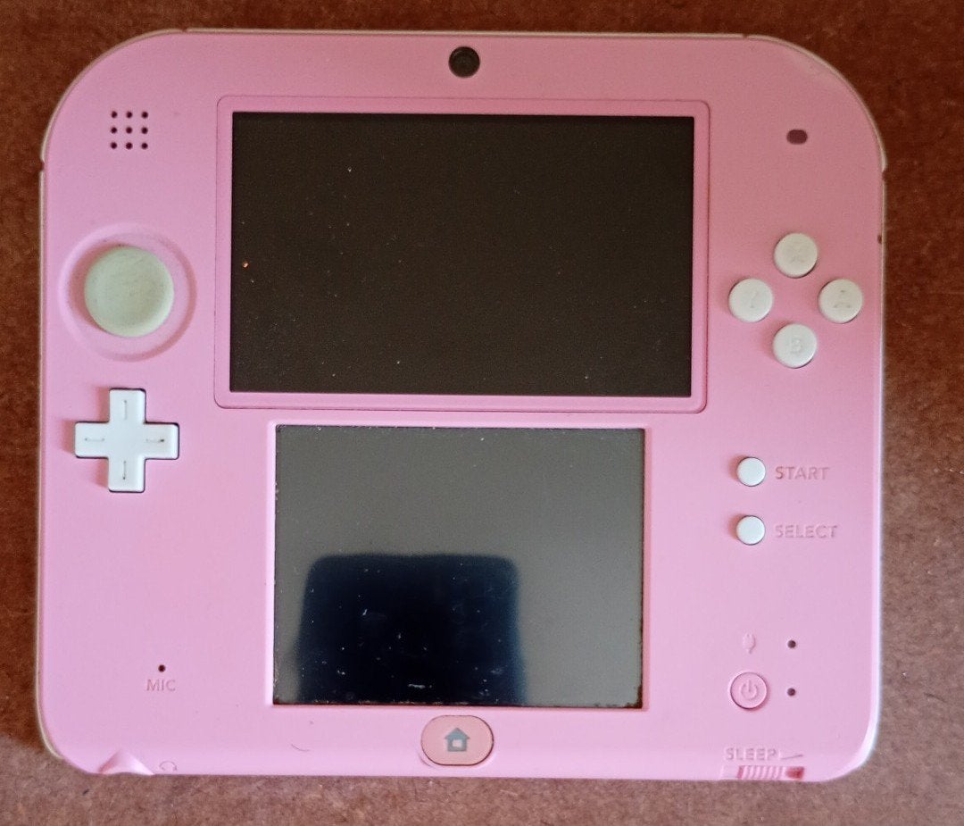 Nintendo 2DS roze console (inclusief oplader), Roze, 2DS