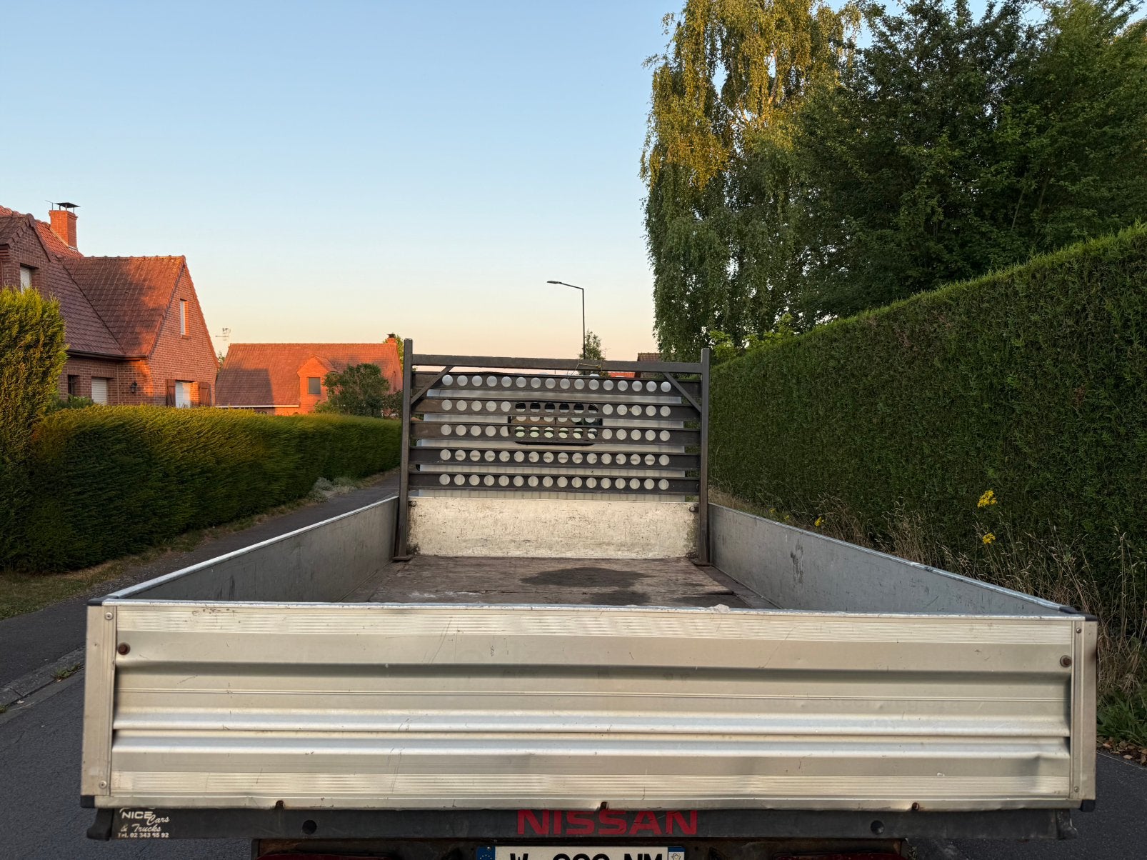 Nissan cabstar/2.5 dCi 130pk/6 zitplaatsen/115.000 km/, Auto's, Diesel, Particulier, Te koop, Nissan