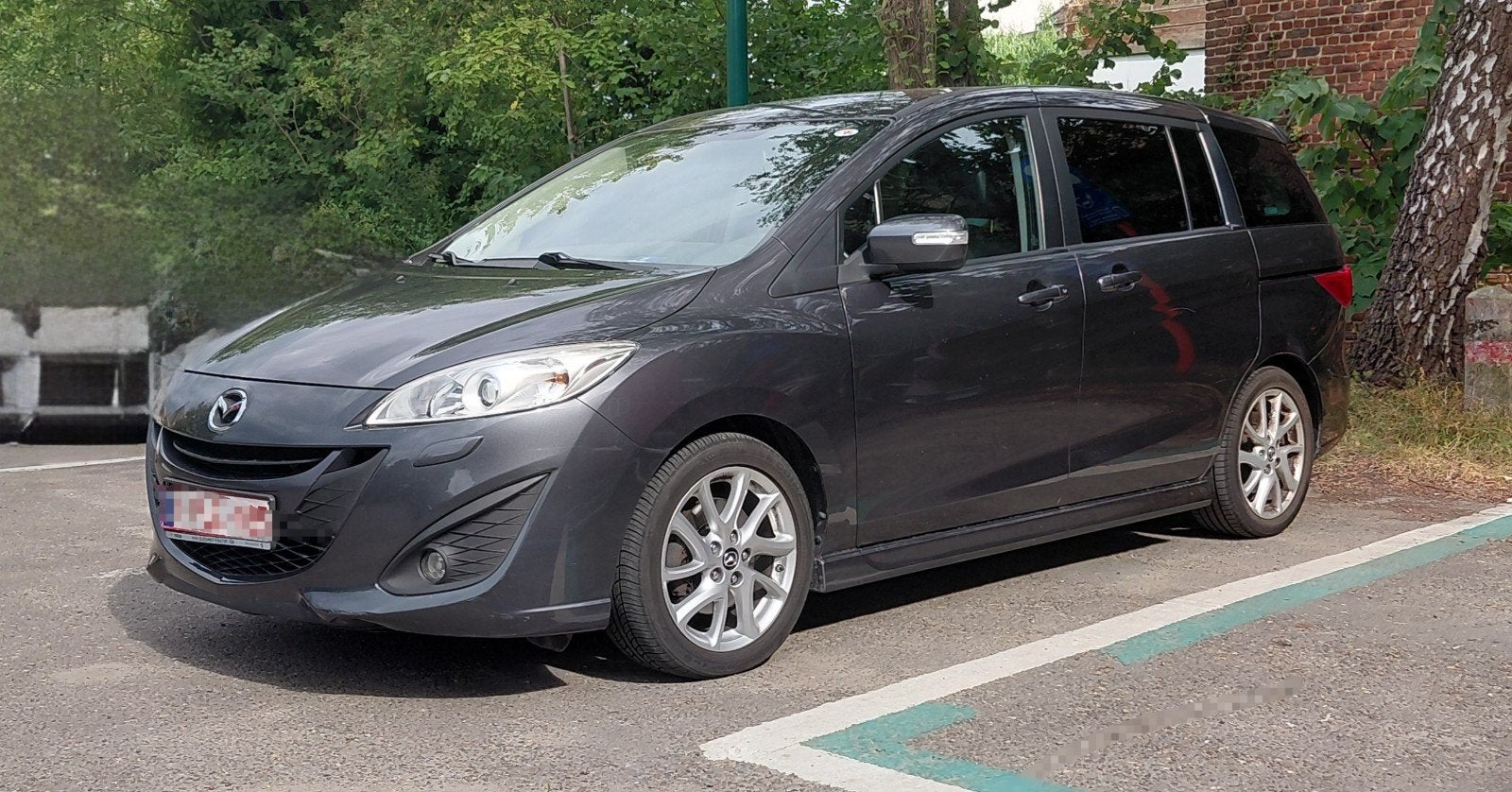 Mazda 5 2.0 uit het jaar 2014
mm2.0 I-STOP actief
2.0 I-STOP, Auto's, 1998 cc, Monovolume, Zwart, Elektrische ramen