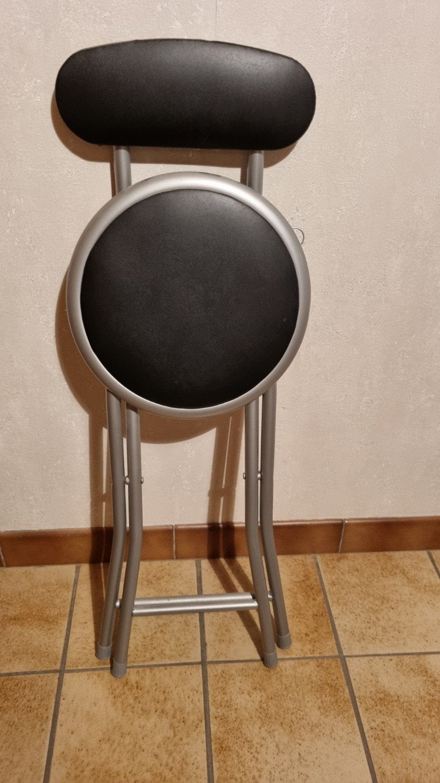 stoeltje, Huis en Inrichting, 1 kruk, Ophalen, Nieuw, Leer