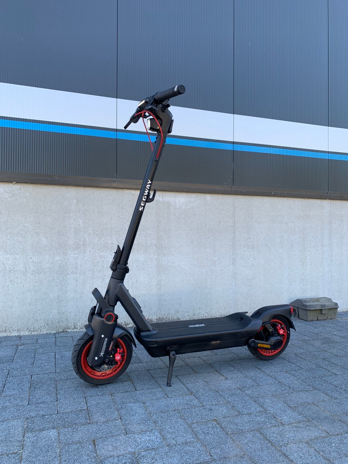 Elektrische step, Fietsen en Brommers, Steps, Ophalen, Zo goed als nieuw