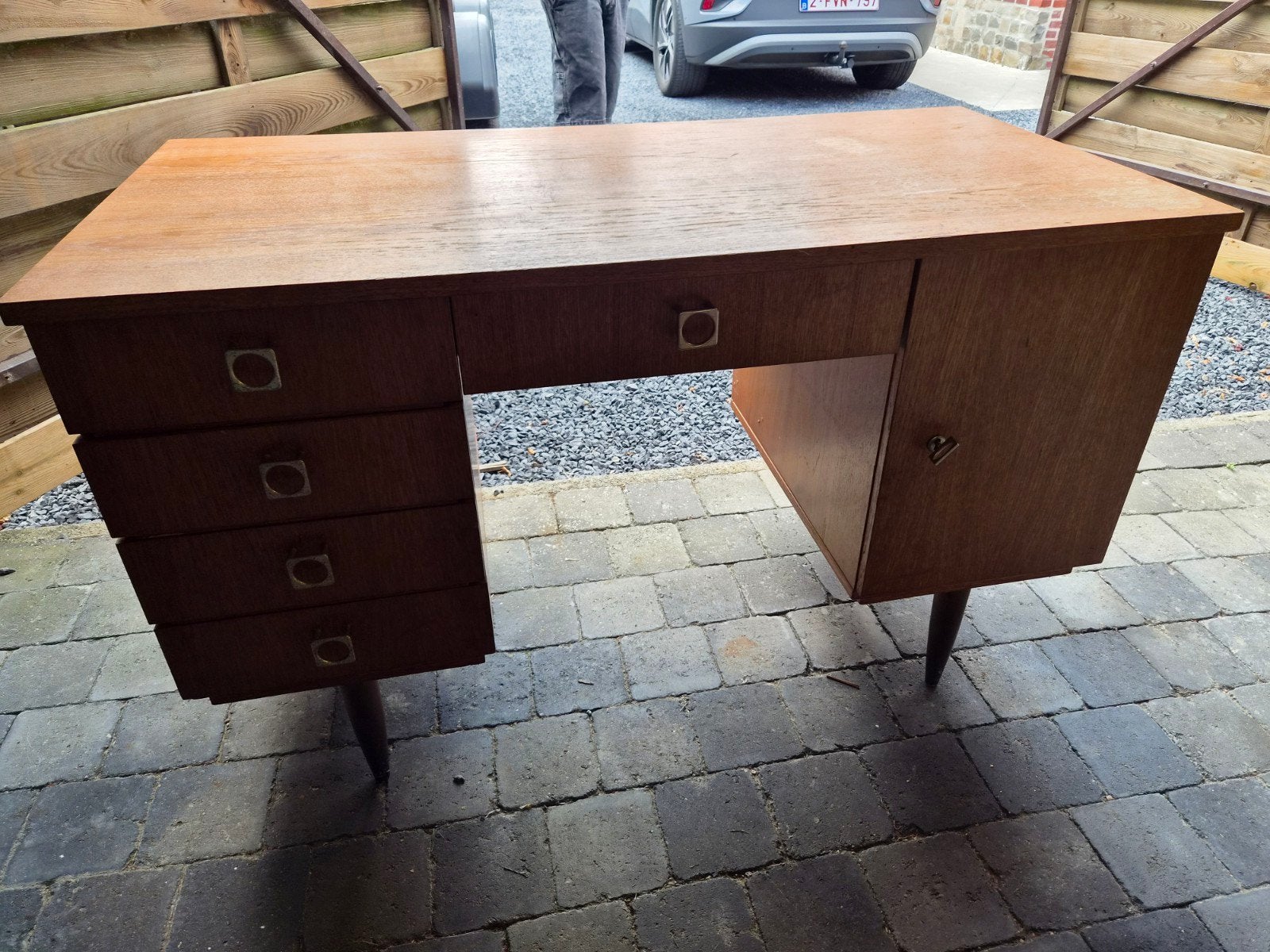 Vintage bureau, Huis en Inrichting, Ophalen