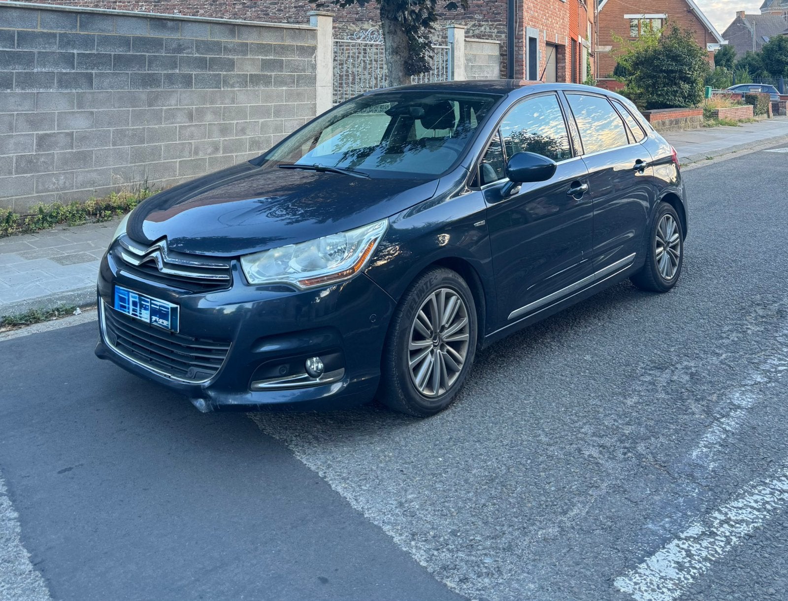 Citroën c4 exclusive 1.6 110 CH automatique, Autos, Euro 5, Achat, Sièges électriques, Diesel