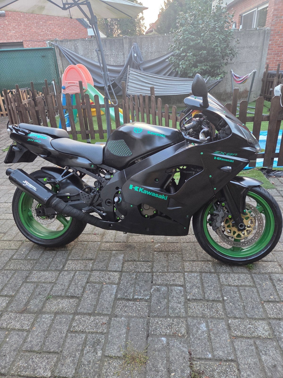 kawasaki zx9r 24000 mijl (38000 km), 4 cilinders, Motorrijbewijs A, Gebruikt, 900 cc