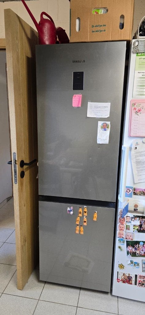 Vrijstaande koelkast Samsung frigo, Ophalen, Gebruikt, 200 liter of meer, 160 cm of meer