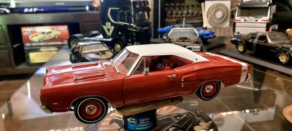 Super Bee mint staat ertl no box, Hobby & Loisirs créatifs, Voitures miniatures | 1:18, Enlèvement ou Envoi, Voiture, ERTL