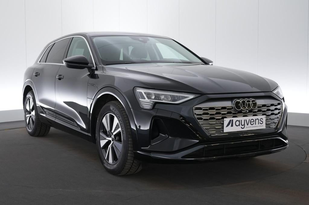 (2FJB436) AUDI Q8 E-TRON, Auto's, Automaat, Gebruikt, Q8, Zwart