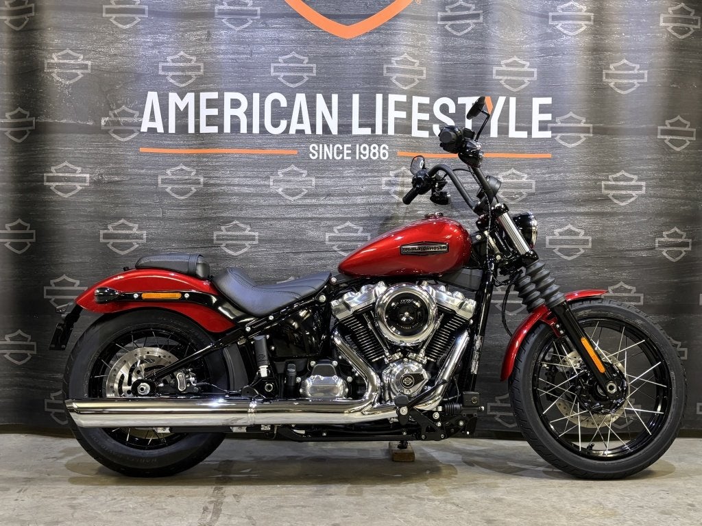 Harley-Davidson Chopper Softail Street Bob FXBB, Motos, Motos | Harley-Davidson, Entreprise, Autre, plus de 35 kW, ABS, Régulateur de vitesse