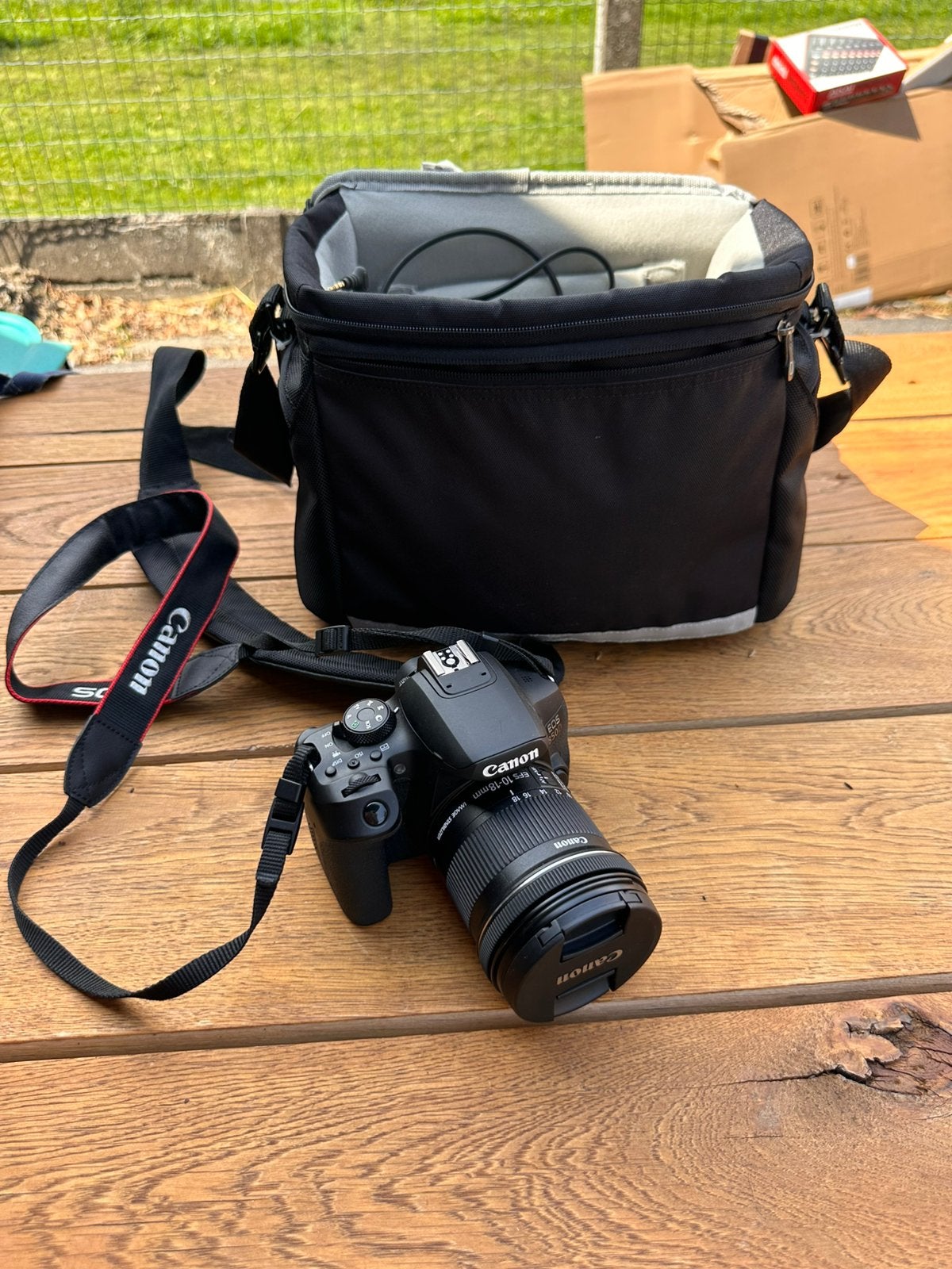 Canon EOS 850D, Enlèvement, Utilisé, Sac à bandoulière, Canon