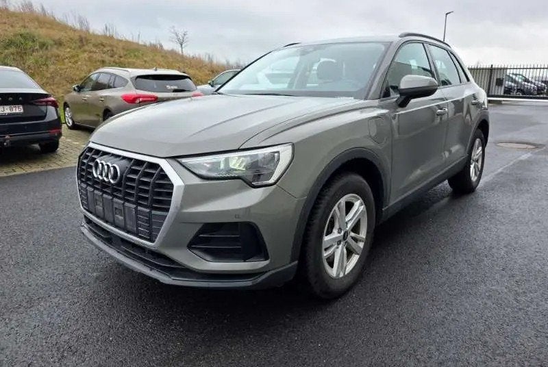 Audi Q3, Belgische BTW auto, Auto's, Audi, Bedrijf, Q3, Hybride Elektrisch/Benzine, Zilver of Grijs, Zwart, Ophalen