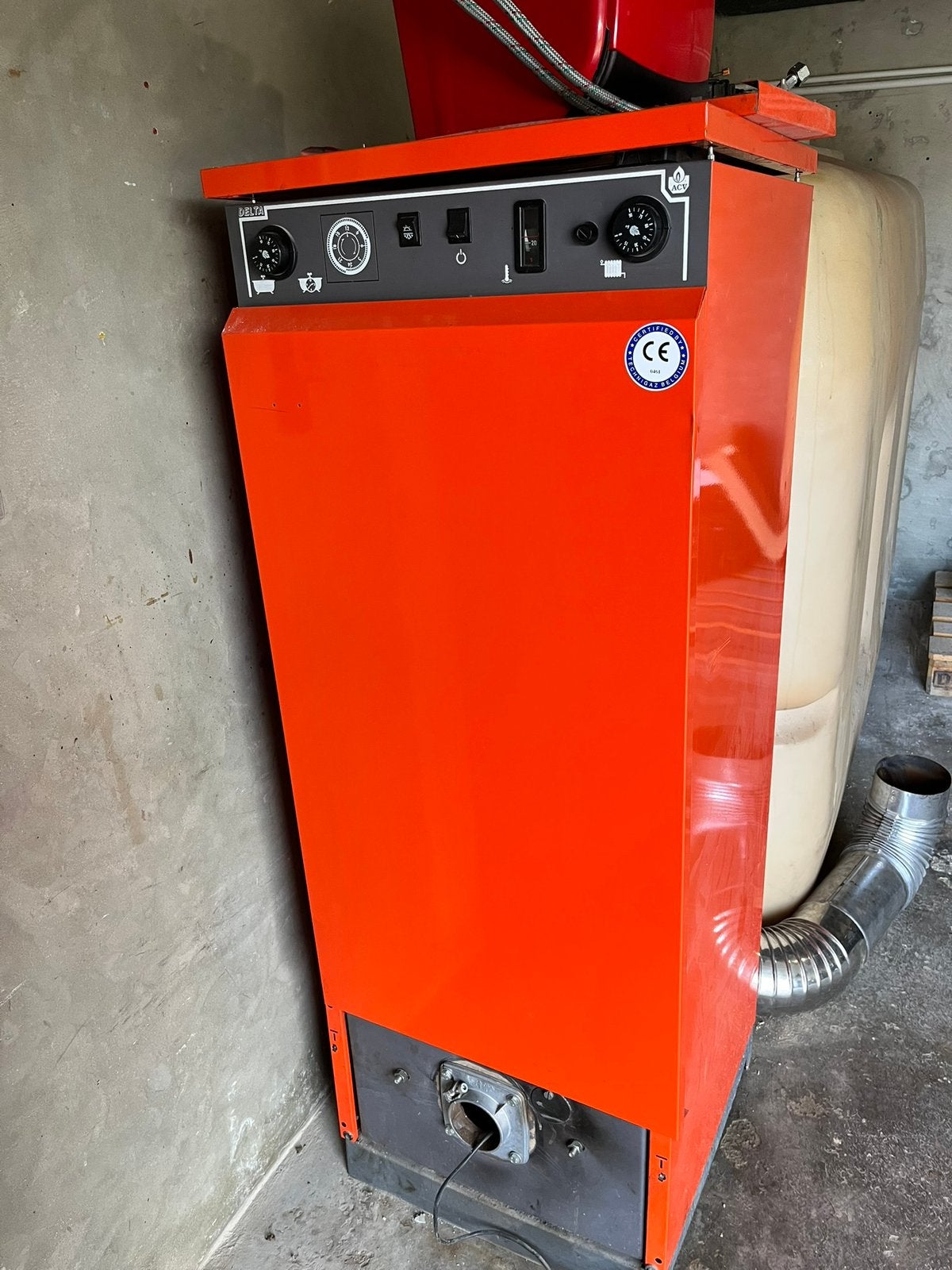 Chaudiere fuel avec cuve, Ophalen, Gebruikt, Cv-ketel of Combi-ketel