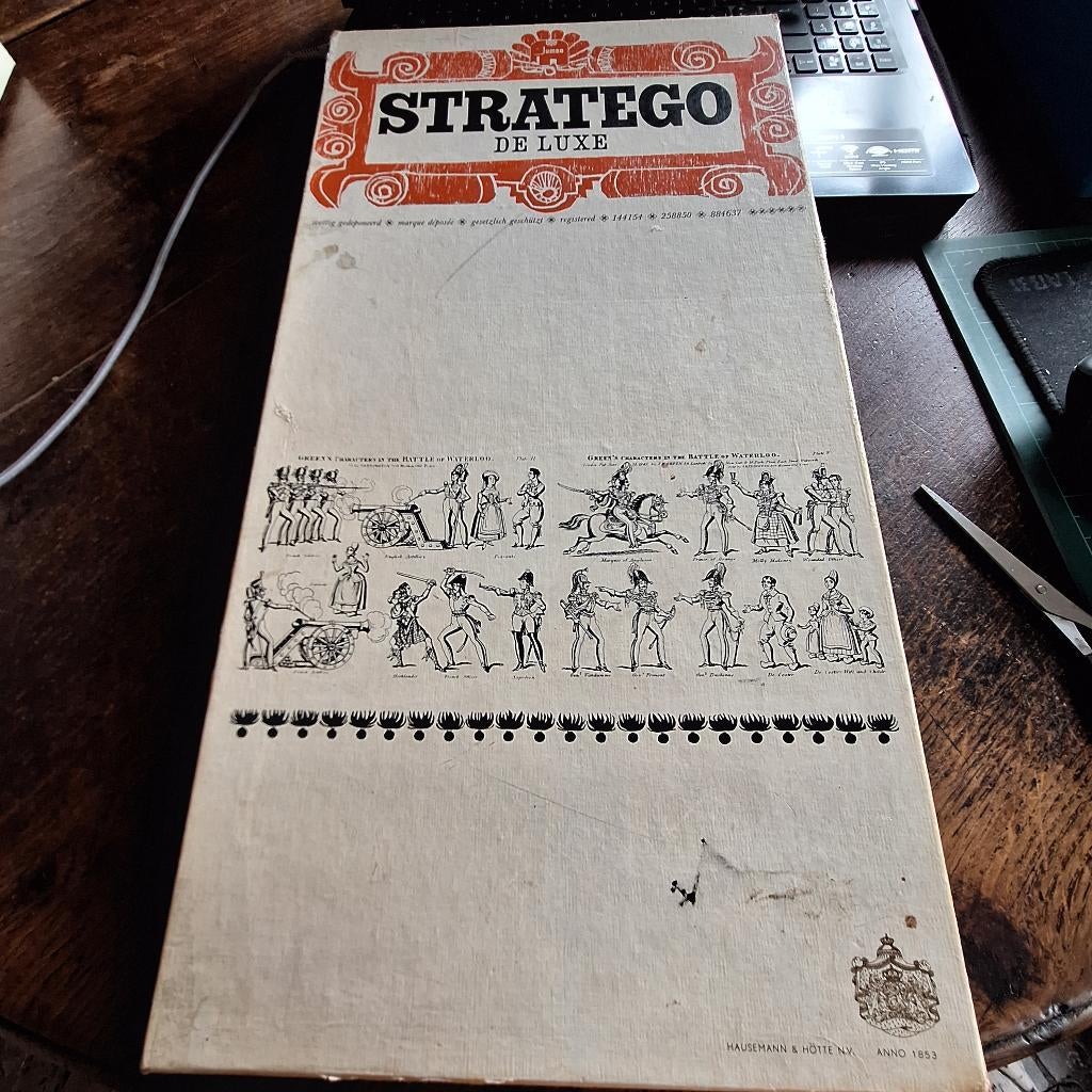 stratego luxe pions noir et blanc, 1 ou 2 joueurs, Envoi, Utilisé, Jumbo
