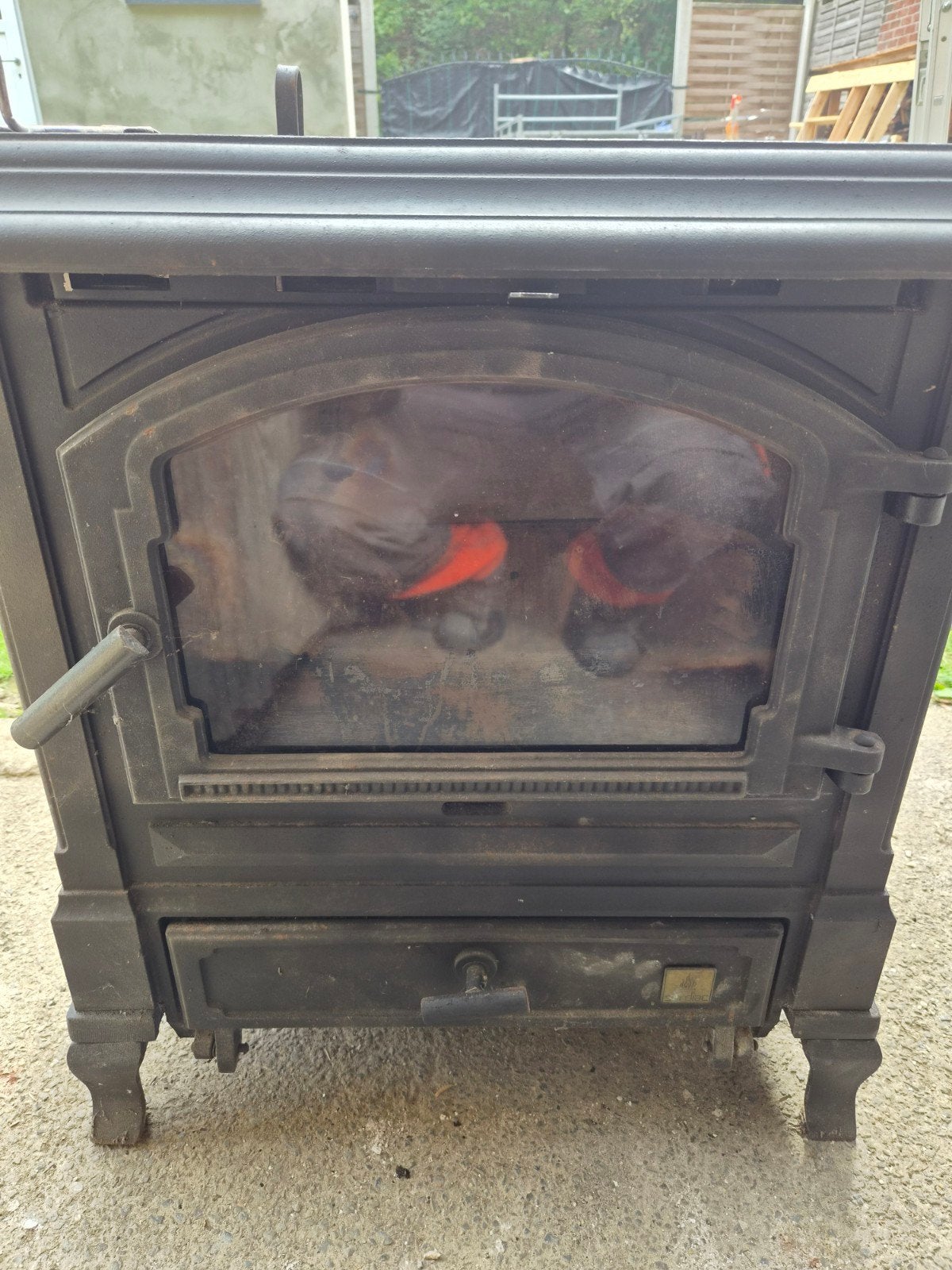 Poêle  à charbon et bois, Enlèvement, Utilisé, Autres carburants, Multi-brûleur
