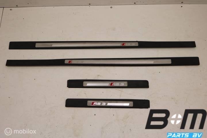 Set instaplijsten Audi RS3 8P Sportback 8P4853491J, Utilisé