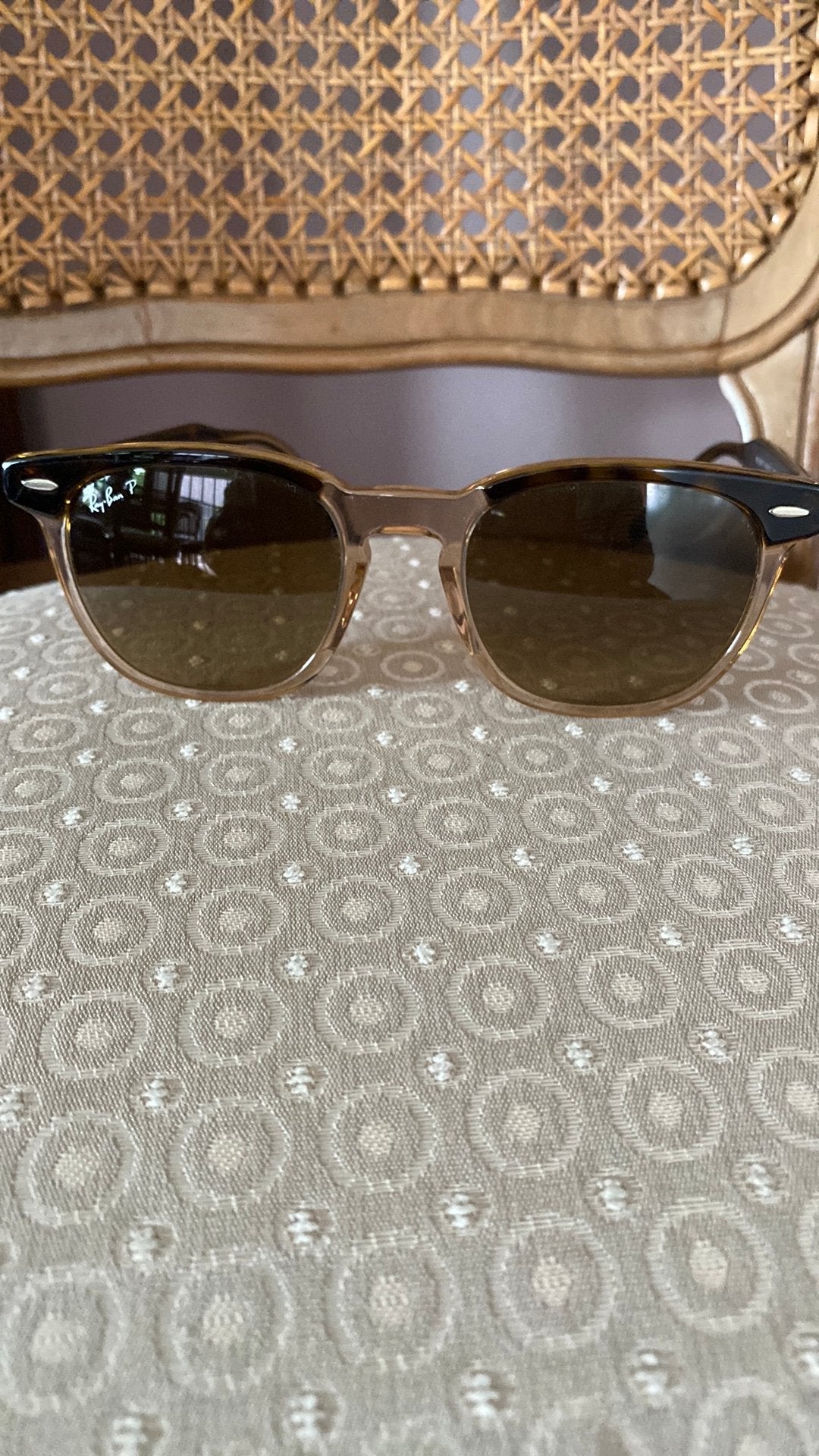 Lunette  de soleil polarisee Rayban, Handtassen en Accessoires, Zonnebrillen en Brillen | Dames, Zonnebril, Overige kleuren, Ophalen of Verzenden