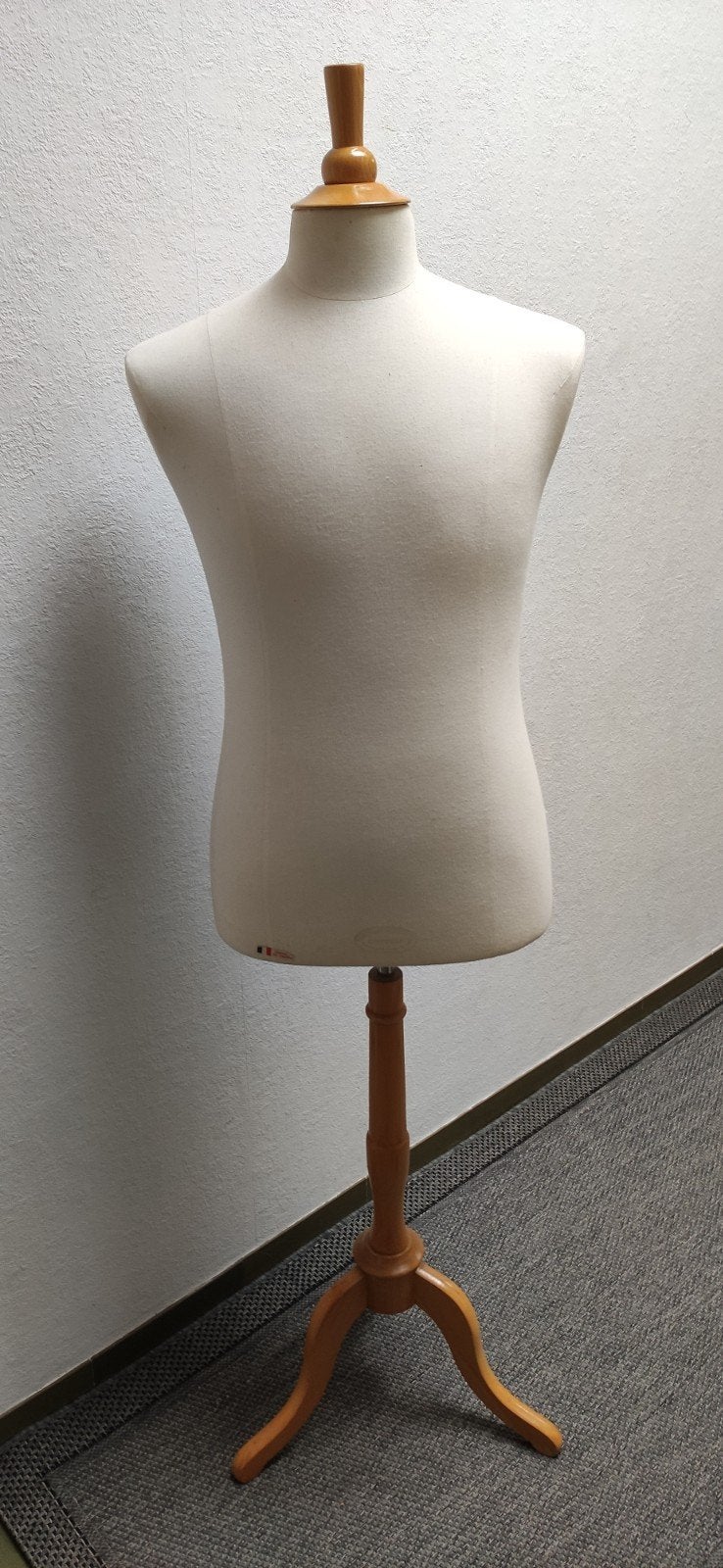 mannequin/poupée à coudre Feaubourg - Saint-Honoré, Enlèvement, Mannequin