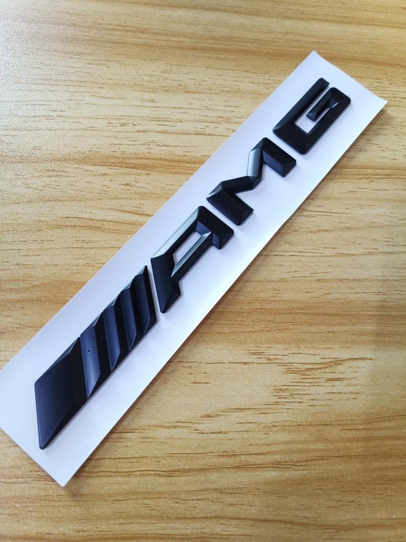 mercedes benz amg logo coffre zwart  matt 15€, Autos : Pièces & Accessoires, Enlèvement ou Envoi