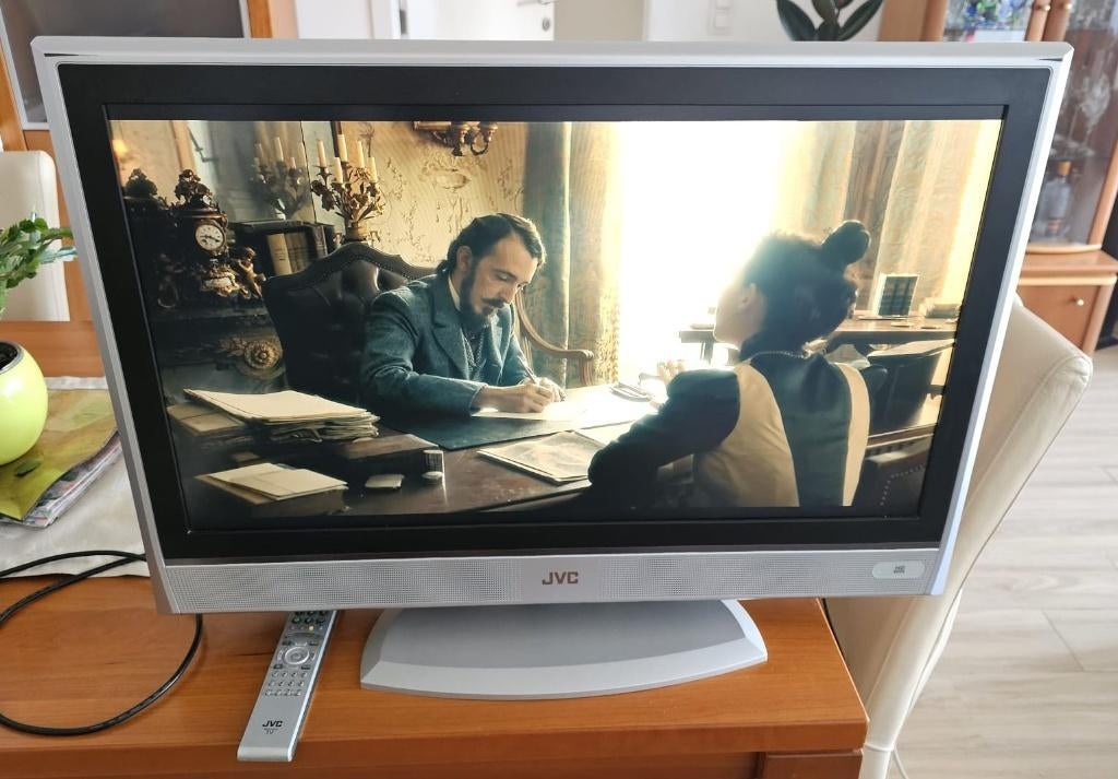 Téléviseur JVC 32 pouces – modèle LT-32ED6SU, Enlèvement ou Envoi, Utilisé, Moins de 40 cm, Smart TV
