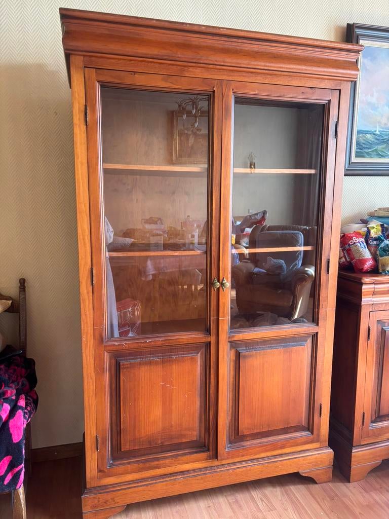 Armoire vitrine, Enlèvement, Utilisé