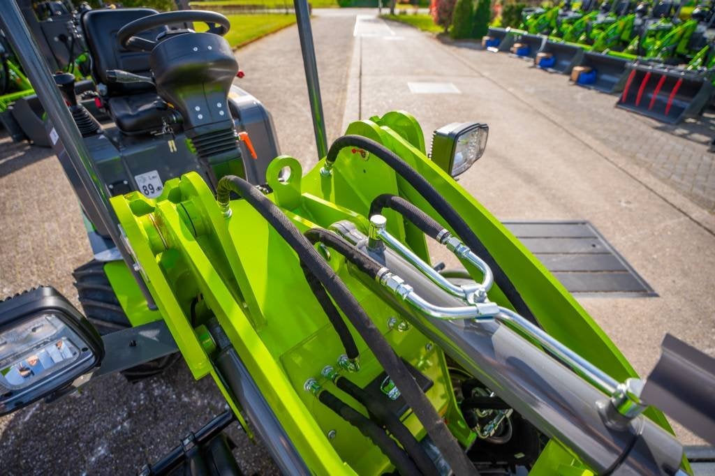 E-Kraft E1000 Elektrische Minishovel wiellader, Chargeuse sur pneus ou Chouleur