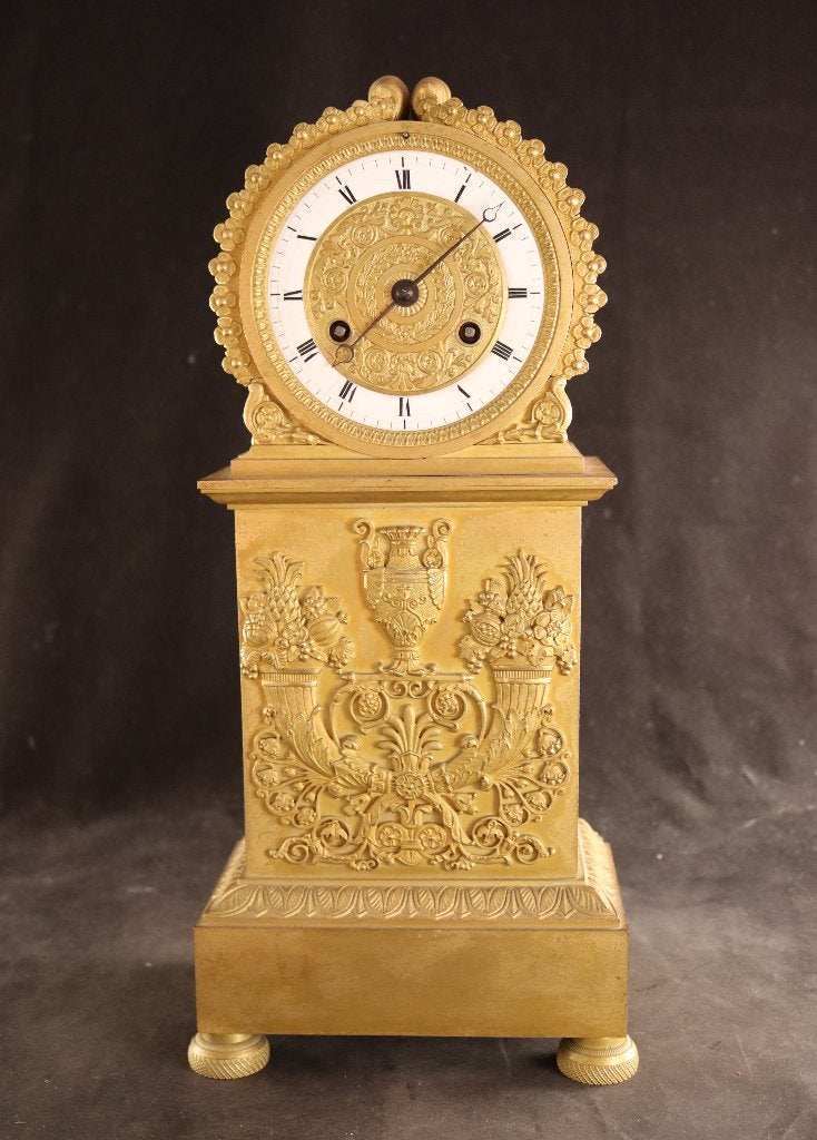 Très belle pendule de cheminée Empire en métal doré, Antiquités & Art, Antiquités | Horloges, Enlèvement ou Envoi