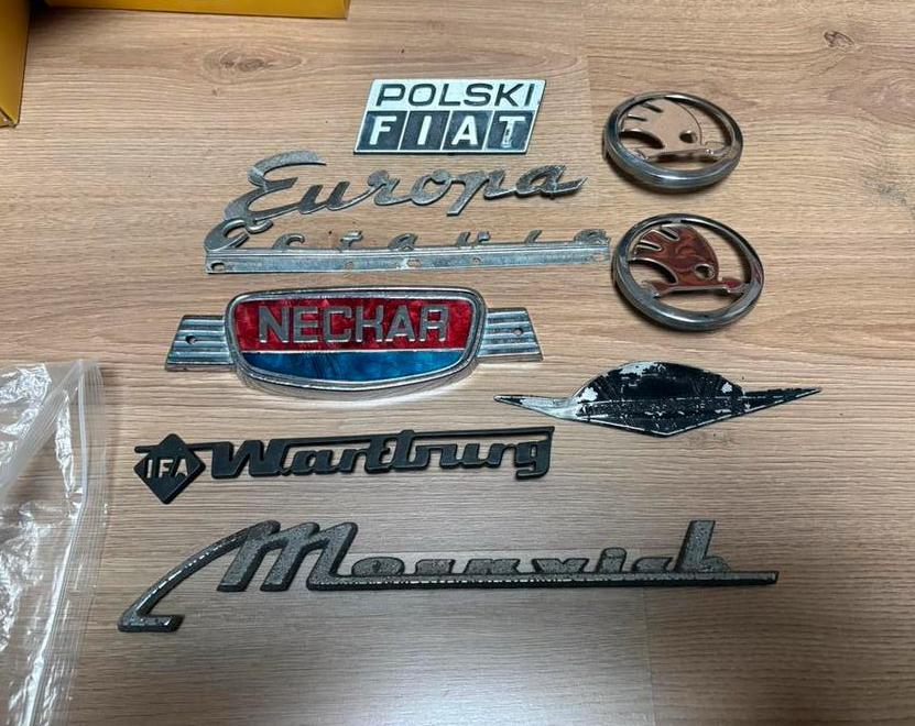 Auto emblemen Oost Europese merken Skoda, Neckar enz, Enlèvement ou Envoi, Utilisé, Pièces Oldtimer ou Ancêtre